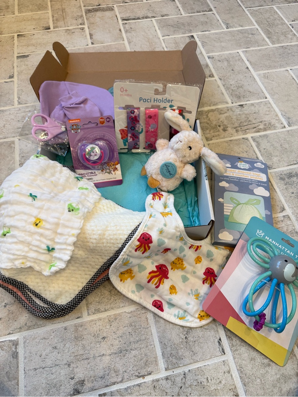 13-Piece Baby Gift Box | Everyday Essentials & Sweet Extras